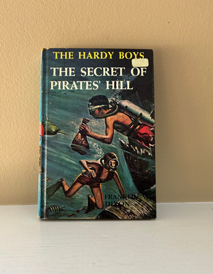 The Hardy Boys #36: The Secret of Pirates' Hill 1956 Original Text HC/DJ