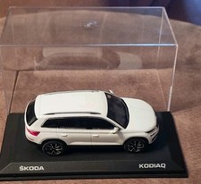 Modellauto SKODA Kodiaq 1:43 In Box Weiss Ohne OVP Nur Vitrine Selten Rar Top
