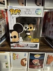 Funko Pop! Vinyl: Disney Mickey Mouse Hot Topic (Exclusive) #1311