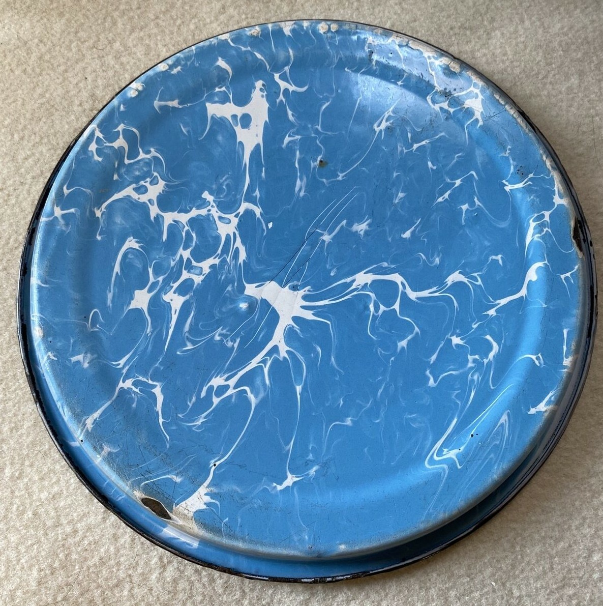 Vintage Enamelware Graniteware Lt Blue White Swirl 10