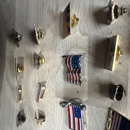 Vintage Assorted U.S. Flags 17 Total Flags. - Picture 14 of 17