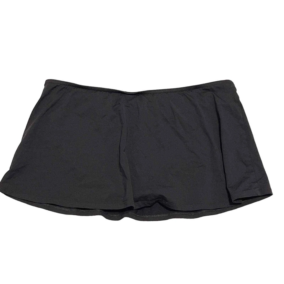 Falda de Natación Nautica Negra con Cinturón Azul y Blanco Talla 12 Usada Foto 3 de 4