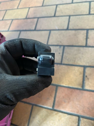 Chrysler Sebring II JR Fensterheberschalter Schalter vorne hinten 39754D