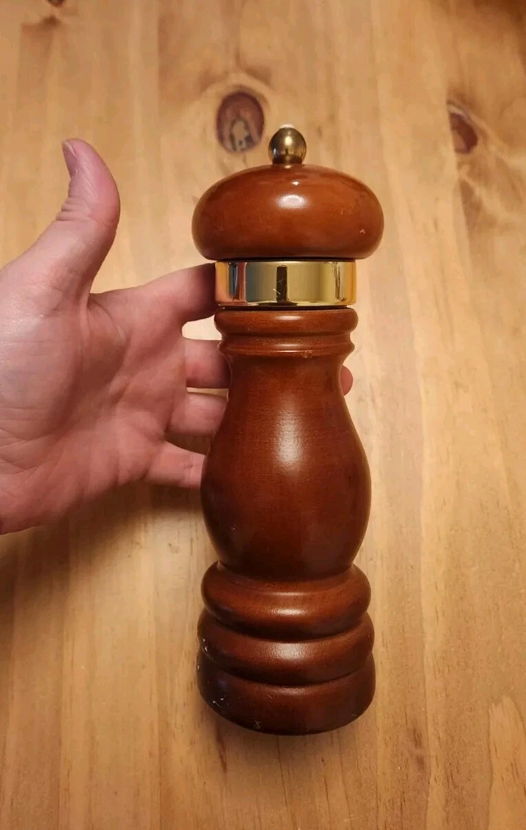 Vintage Adjustable Williams Bounds Wooden Black Pepper Hand Grinder Mill