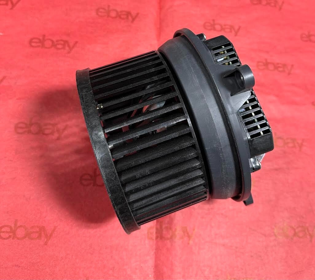 VCC T77421A2C / VCC TD31089 / GNR GT77421A2C Genuine Freightliner