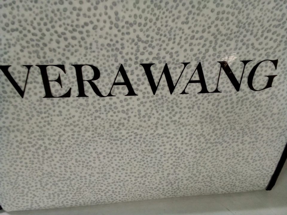 Juego de sábanas Vera Wang California King 300TC, lujoso tejido satinado - Distressed Do Foto 3 de 4