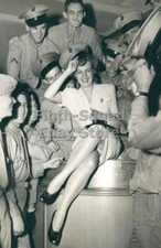 WW2 Picture Photo woman and US army officers 6303