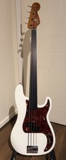 Fender Fretless Precision Bass, Arctic White, 1980 Style. Upgraded, Mods Av’ble!