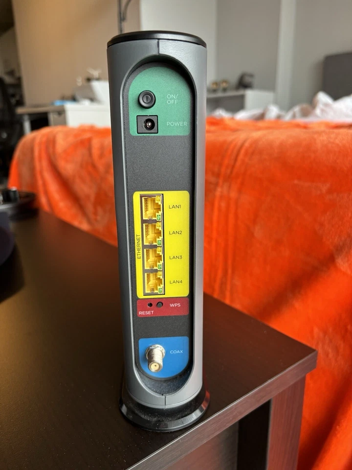 Motorola MG7700 Black Modem Plus Router - Image 3 of 3