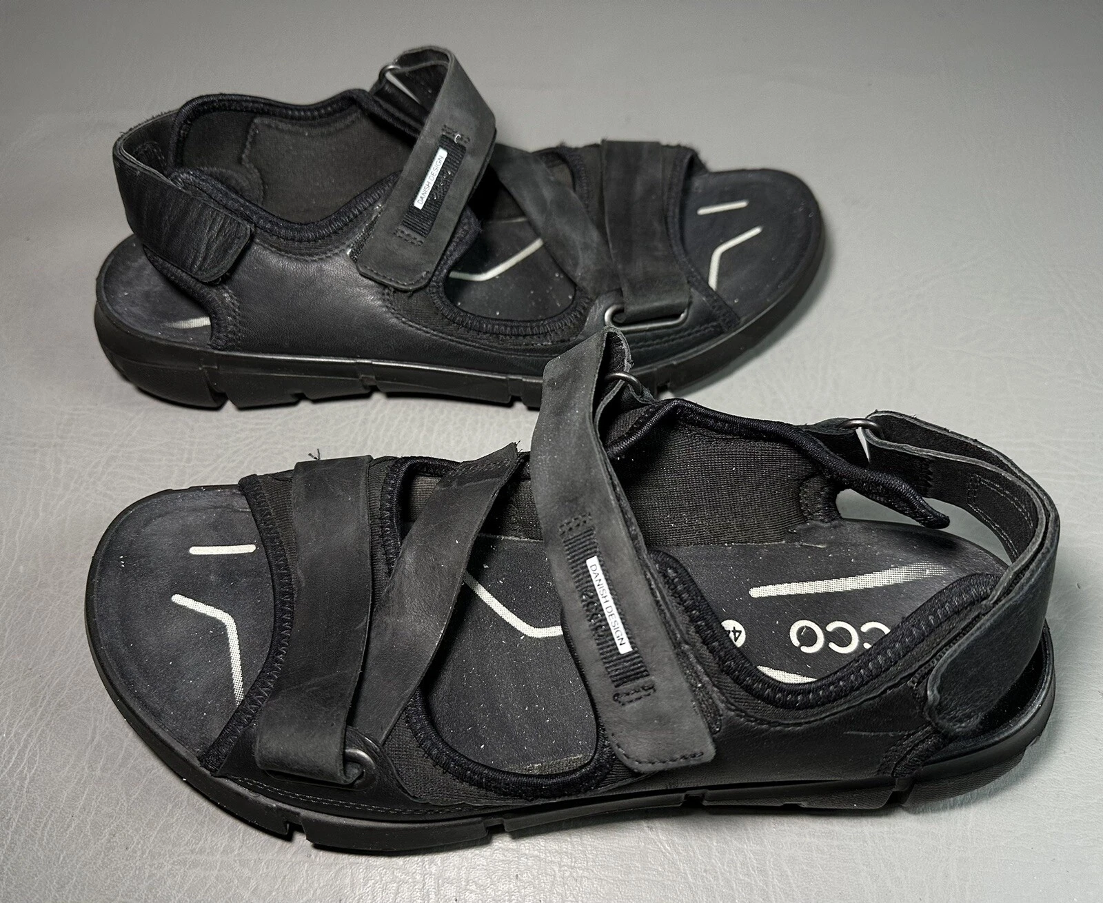 Sandali neri da uomo Ecco Intrinsic taglia 10 cinturino regolabile in pelle abbigliamento esterno