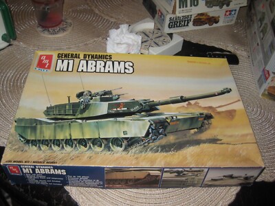 General Dynamics M1 Abrams in 1/35 scale by AMT/ERTL from 1988