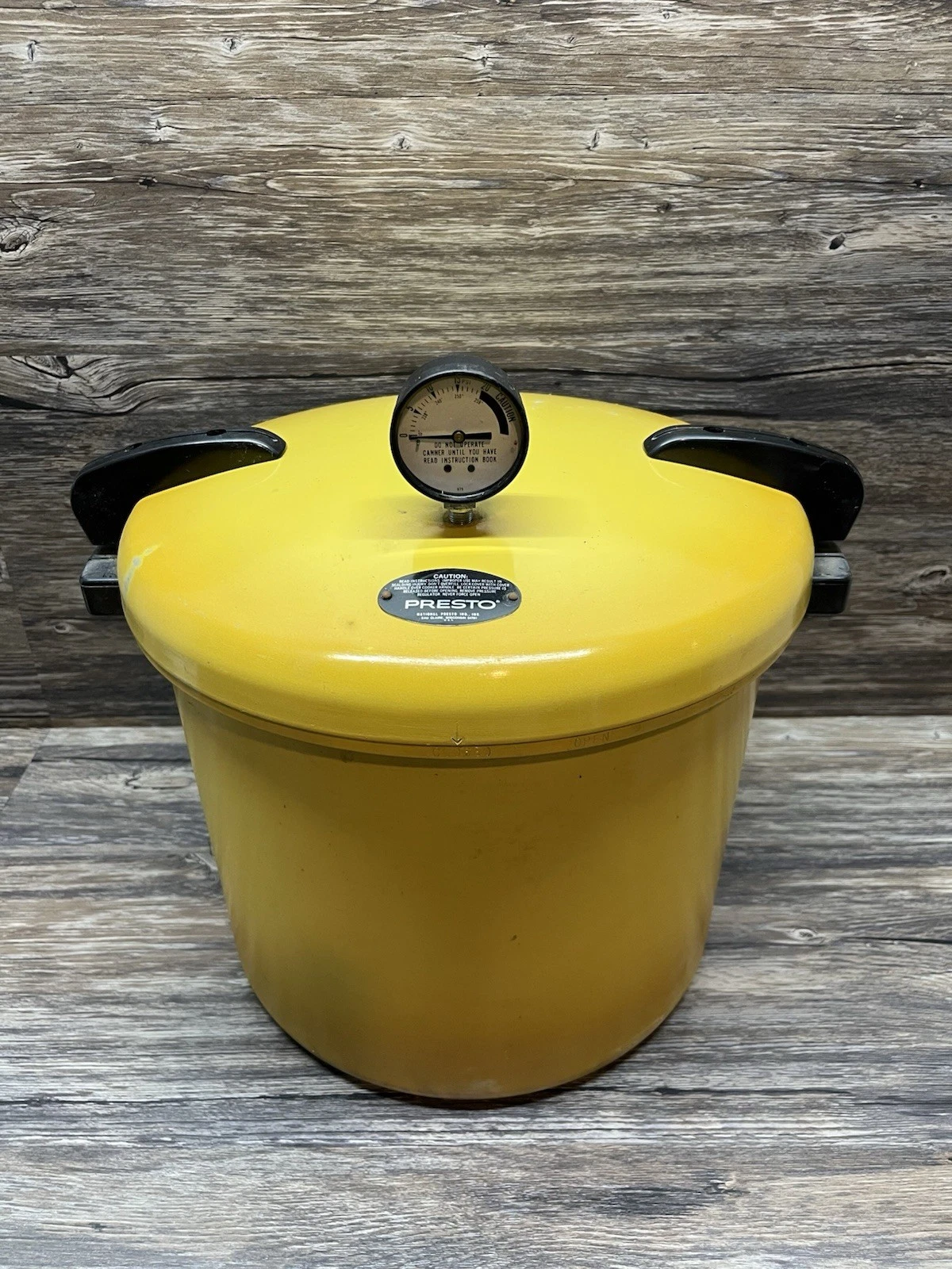 Vintage Large Yellow Harvest Gold Presto 21 Qt Pressure Cooker Canner 409A HTF