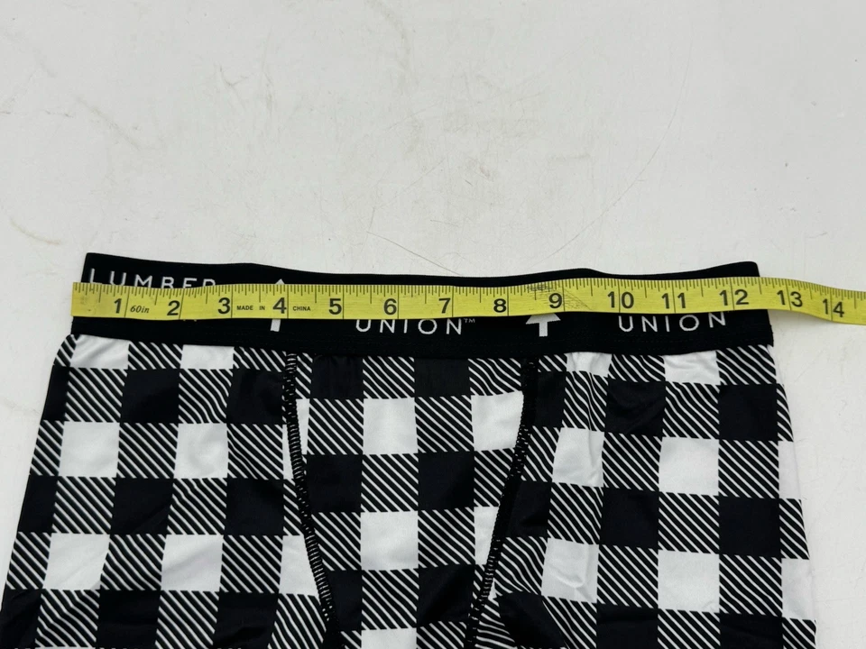 Черно-белые женские шорты-бойшорты в клетку с принтом Buffalo — НОВЫЕ — LumberUnion - Изображение 2 из 4