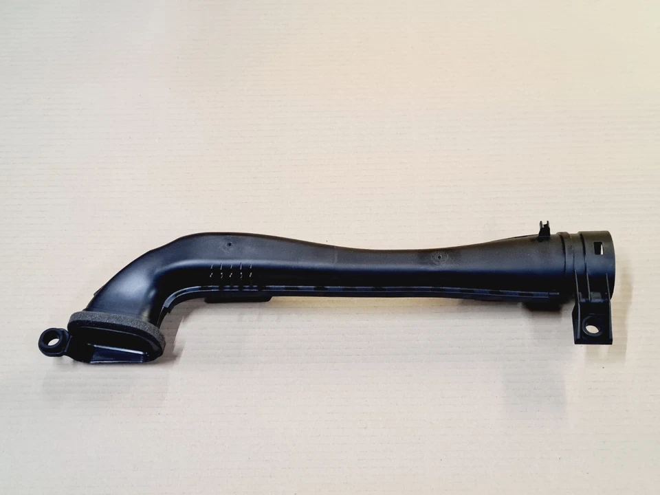 FORD FIESTA MK8 1.0 ECOBOOST 2017-2019 NEW GENUINE AIRBOX PIPE AIR INTAKE - Image 2 of 4