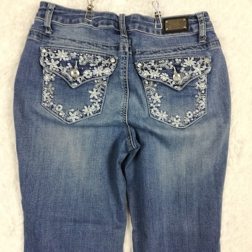 Earl Jean Womens Jeans Capri Blue Denim Flap Pocket Jeweled Floral Petite 6P - Picture 9 of 10