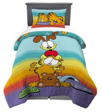 Garfield Kids 2pc Reversible Twin/Full Comforter Set-W53918528173
