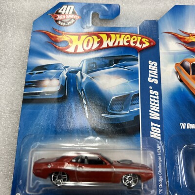 Hot Wheels(2) 2008-093 '70 Dodge Challenger Hemi Muscle 2/ Card