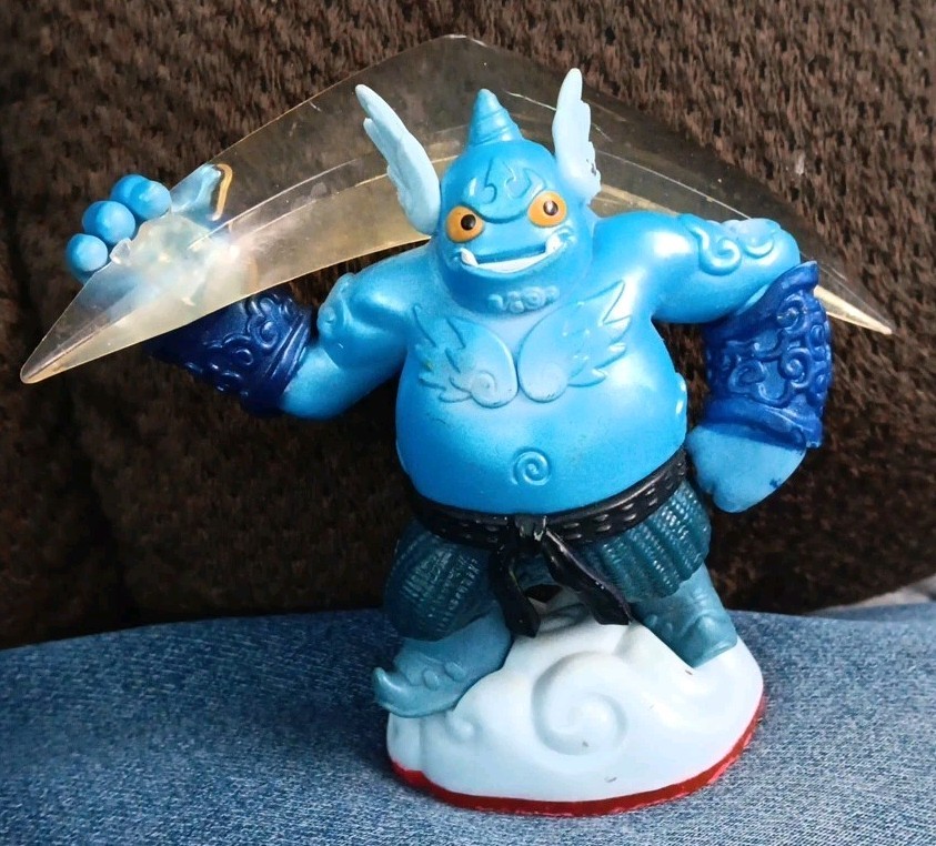 Gusto Skylanders Character Figure Trap Team | eBay