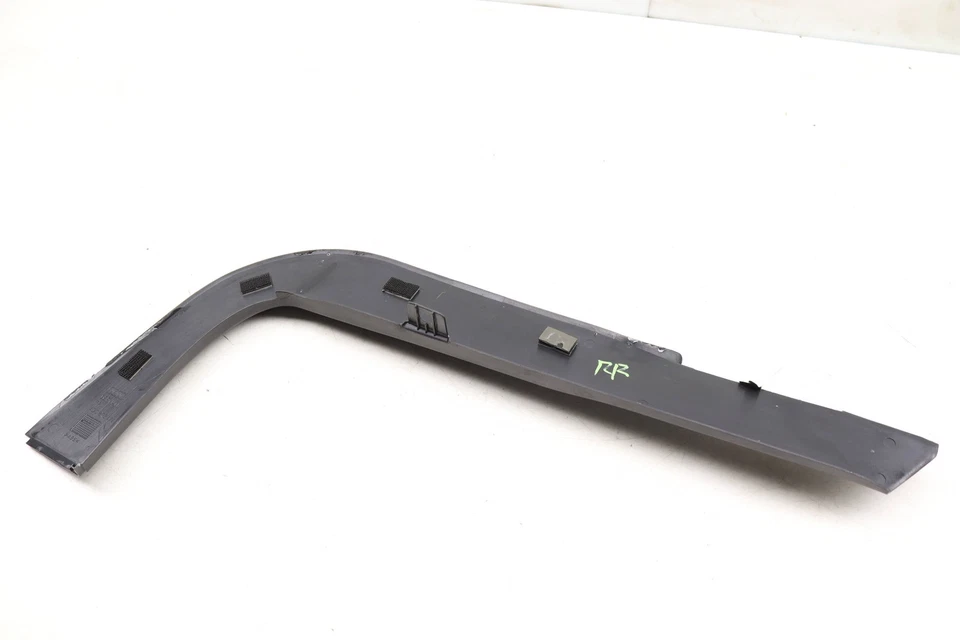 AUDI A8 1997-2002 - BOTA TRASERA DERECHA FORRO MOLDURA SUPERIOR 4D0863474C Foto 2 de 4