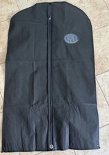 Garment Bags. 5 Count. Black. Great Condition 