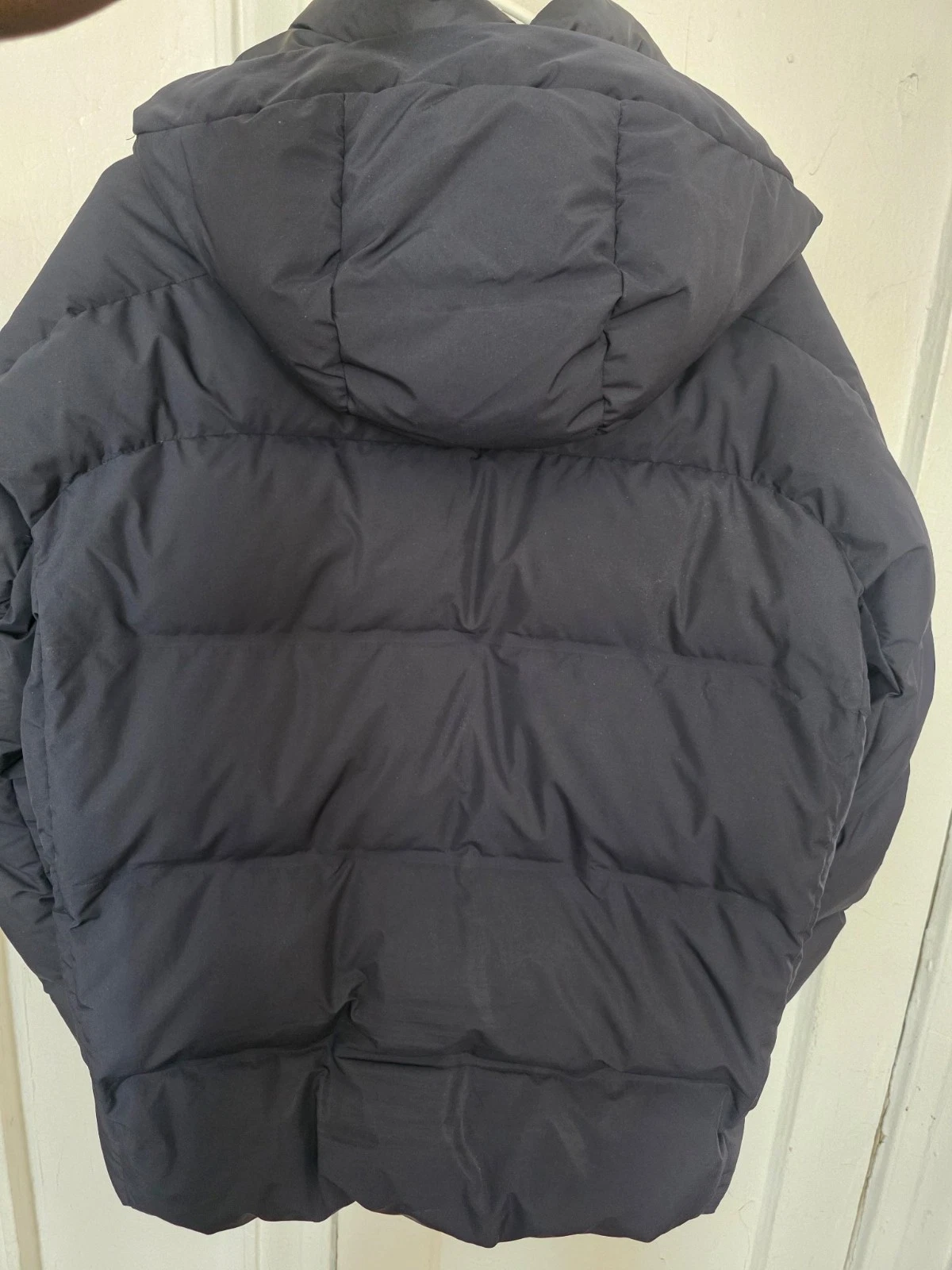 Uniqlo Men's Seamless Down Parka — Size M — Dark Navy — Used - product detail image 5