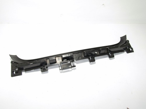 BMW 3 E90 Rear Bumper Middle Holder Bracket Hinten Mitte Stoßstangenhalter