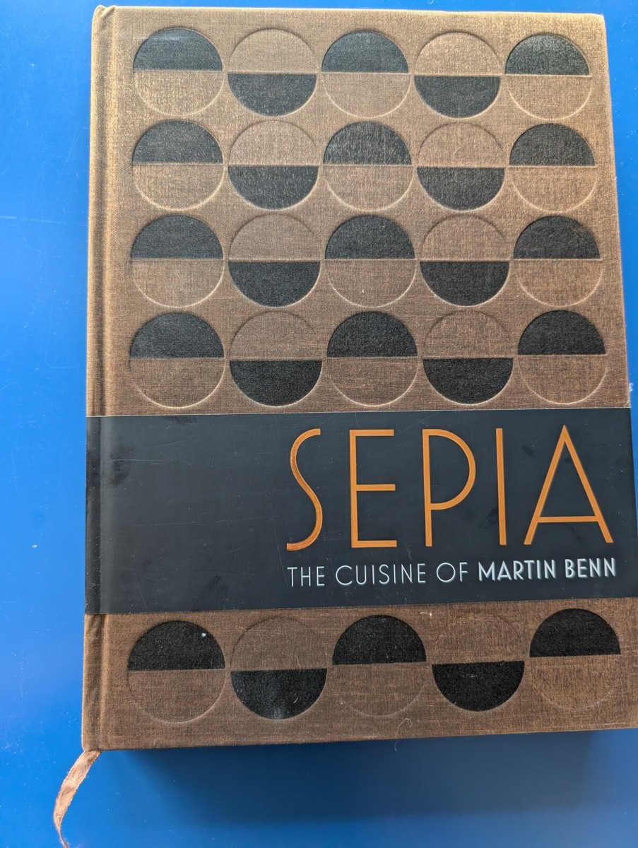 洋書 SEPIA  THE  CUISINE  OF  MARTIN BENN Sepia: The cuisine of Martin Benn - Kindle edition by Benn