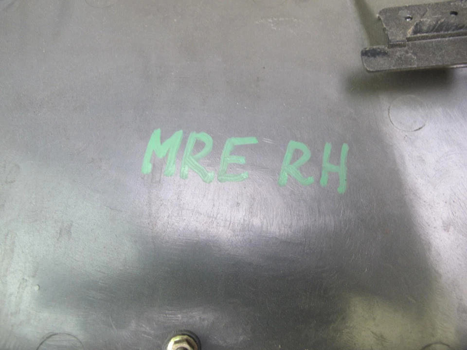 88-91 MAZDA RX7 CONVERT CUARTO TRASERO DERECHO E IZQUIERDO JUEGO DE CUBIERTA PANEL DE MOLDURA INFERIOR OEM Foto 2 de 4