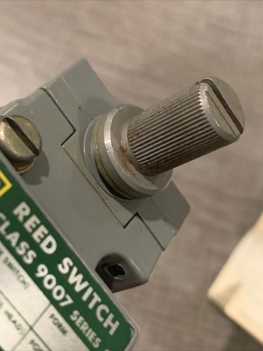 SQUARE D 9007C84B2 REED SWITCH SERIES A CO84 MADE IN THE USA TYPE CT-54, NOS - Picture 10 of 12