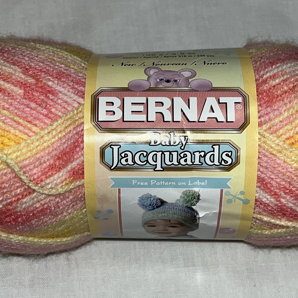 NEW BERNAT Baby Jacquards yarn 4 skeins Berries & Cream Lightweight