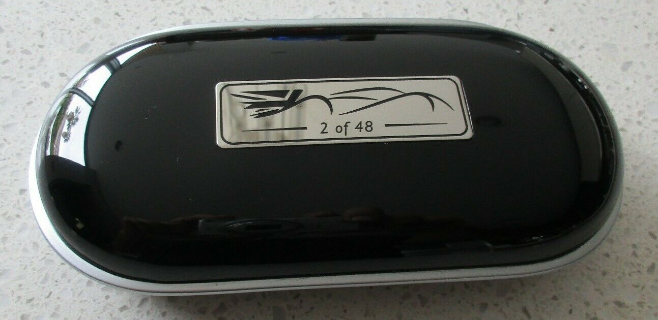 2013 LE MANS BENTLEY CONTINENTAL GT SUNGLASSES CASE #2 OF 48 LIMITED EDITION🟢
