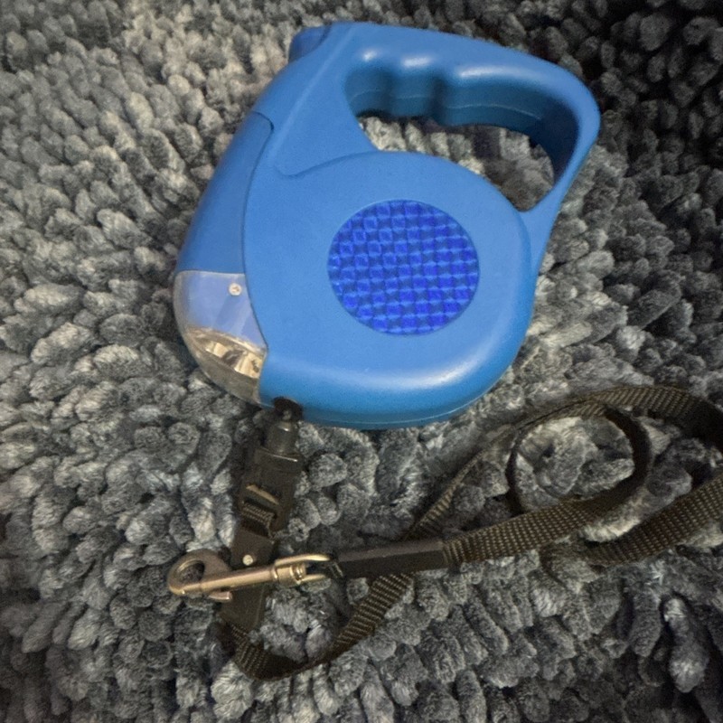 Blue Retractable Dog Leash for Medium Dogs, LED Light, Plastic Handle with Clip