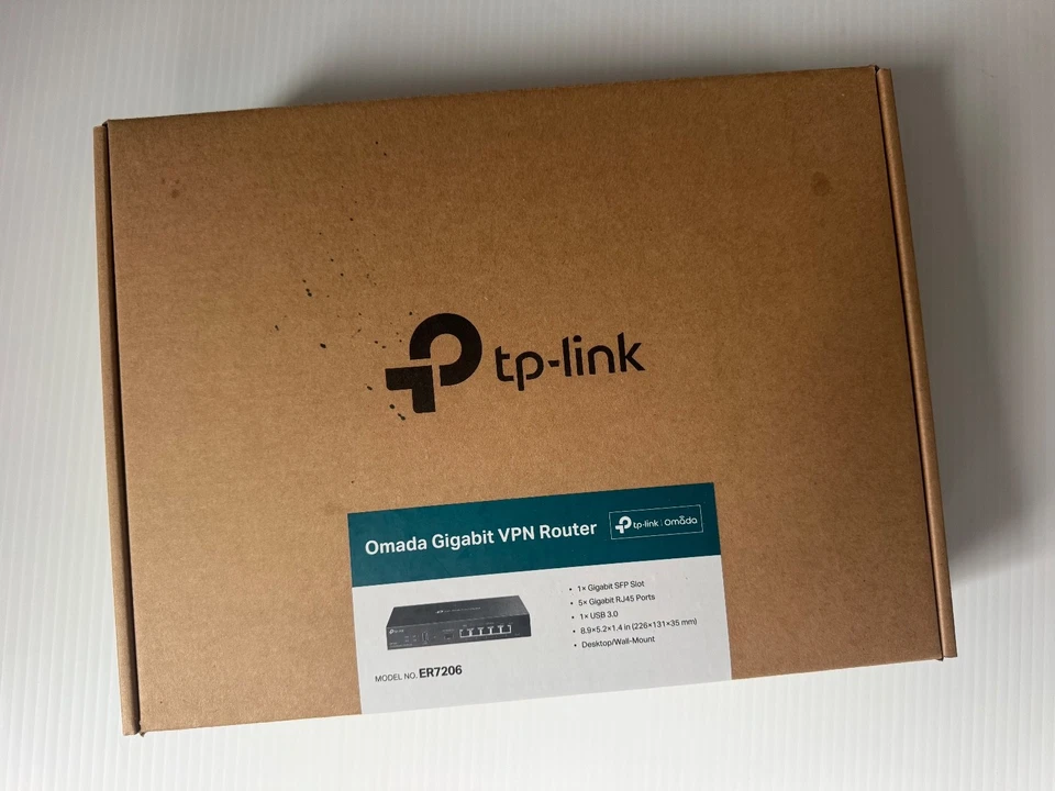 TP-Link ER7206 Multi-WAN Professional Wired Gigabit VPN Router - Image 2 of 4