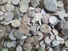 LOT OF 10 - Very Low Grade Junk Ancient Roman Coins / 330 A.D. Constantine 