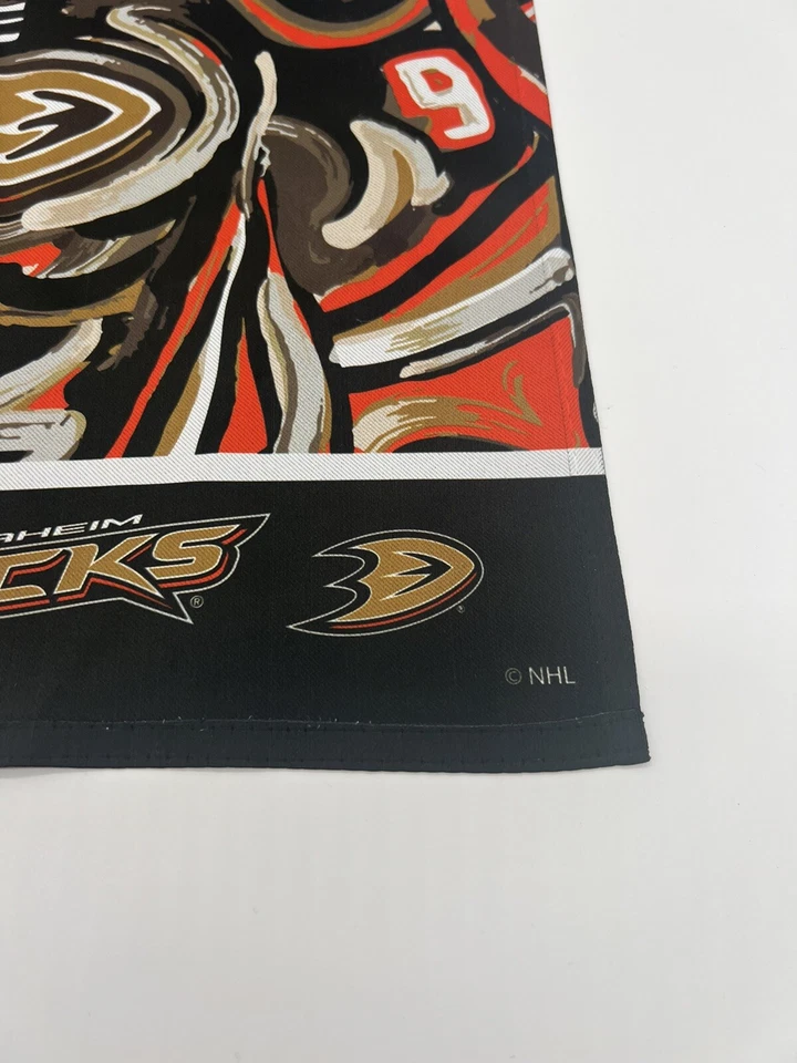 Bandeira de jardim de camurça Anaheim Ducks dois lados 12,5 X 18 Justin Patten NHL - Imagem 2 de 2