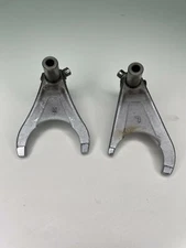 2004 Yamaha YZ450F YZ 450F OEM TRANSMISSION SHIFT FORK ASSY