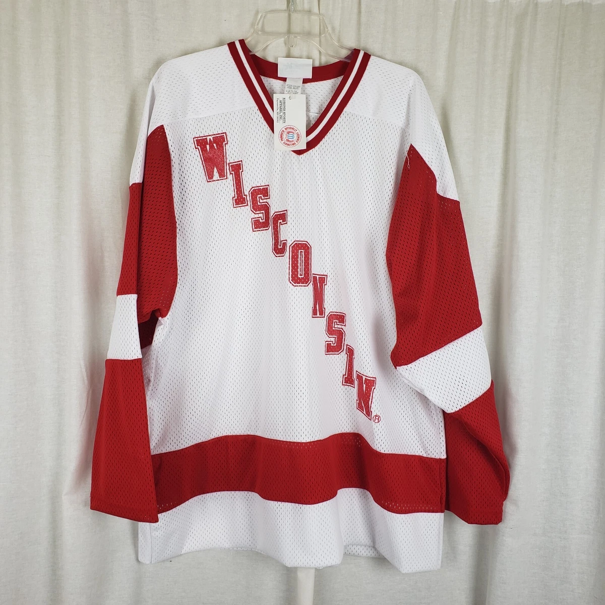 Under armour 2024 badger hockey jersey