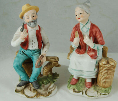 2 Ornamente - Dame mit Brot & Mann mit Pfeife