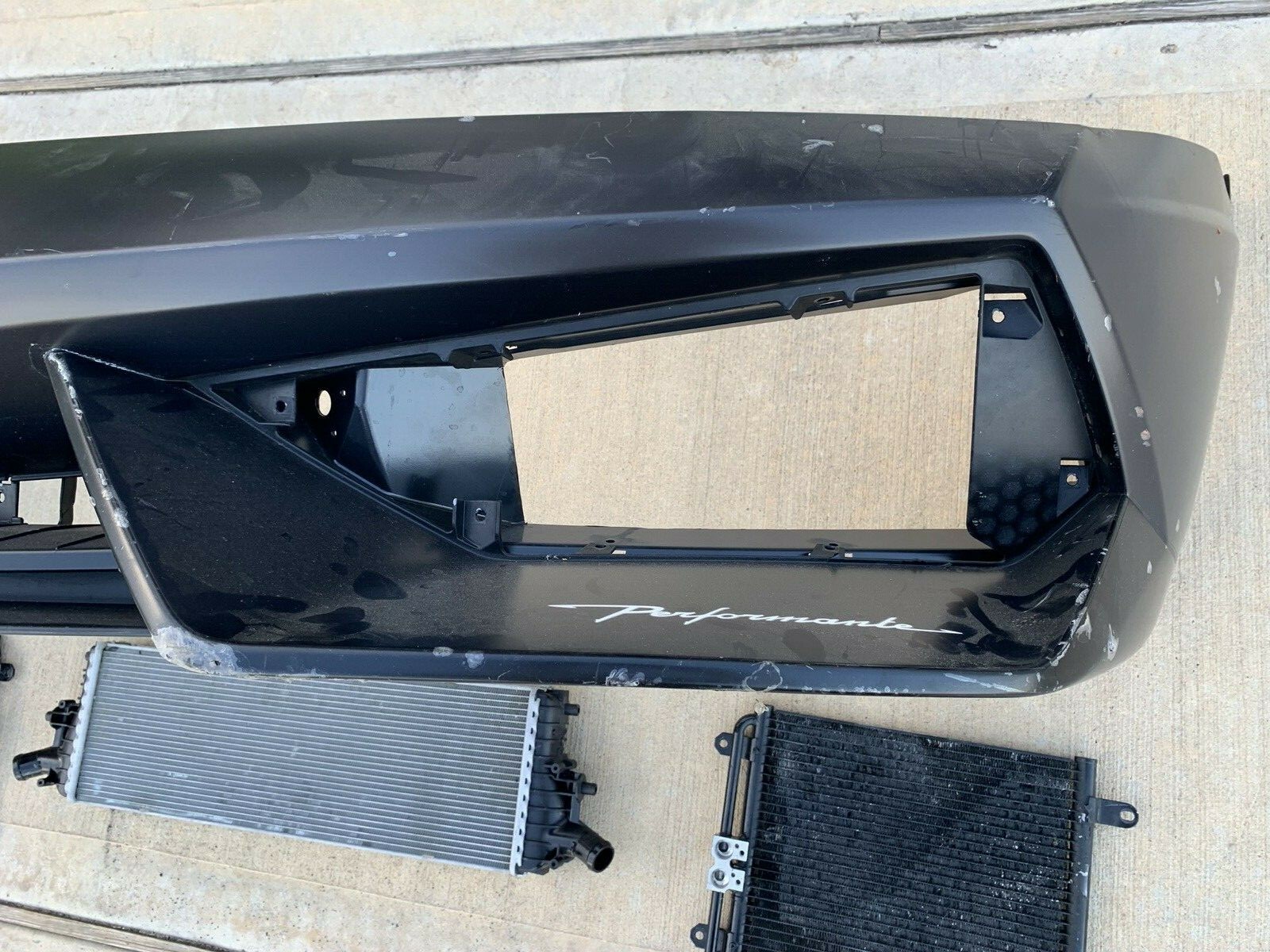 Lamborghini Gallardo Front Bumper Performante W Skeleton & Coolers OEM Houston