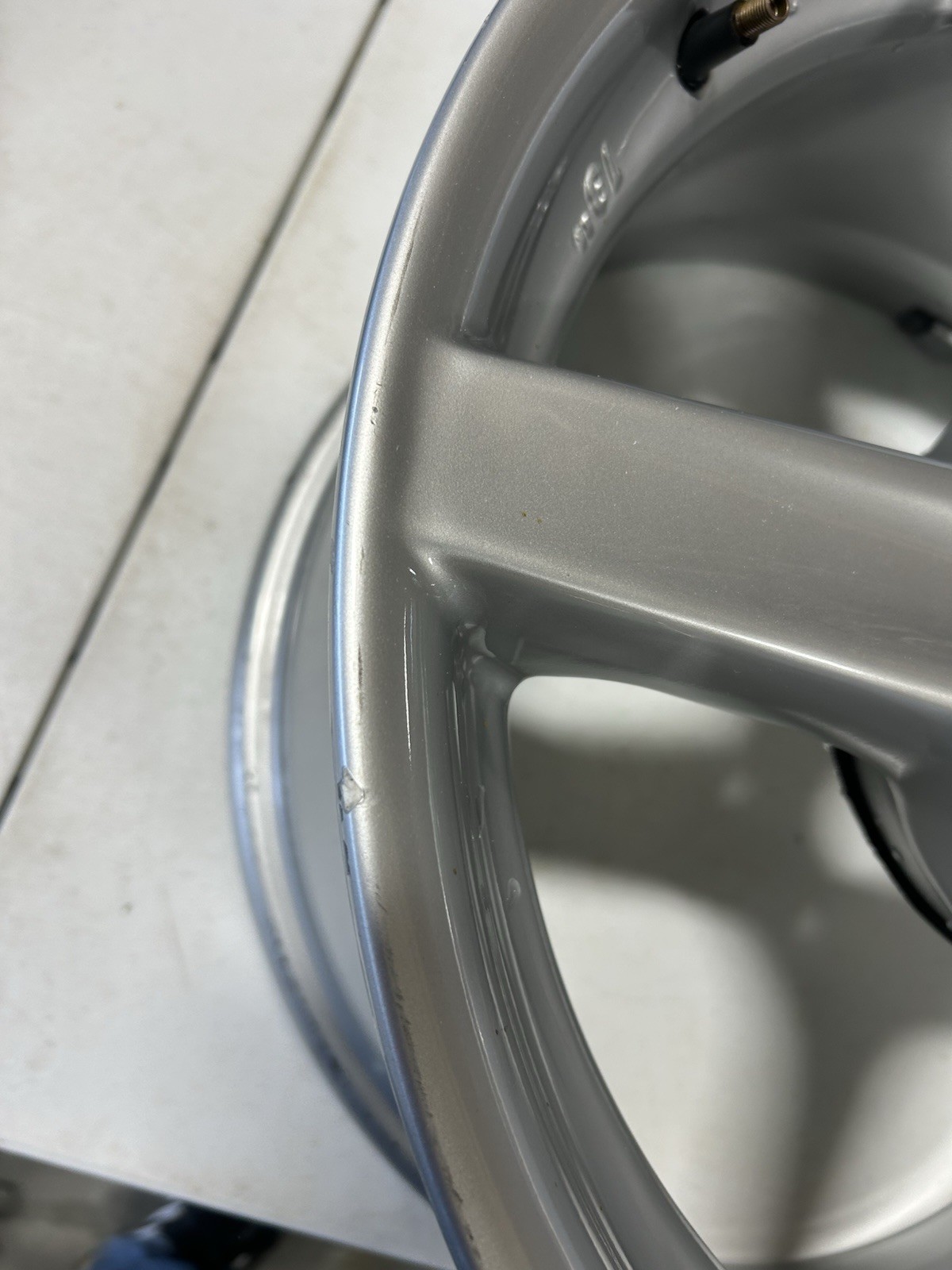 Speedline Magnesium Wheel Rim 18 Inch x 8.5  5X 114.3 16mm Offset Silver Ferrari