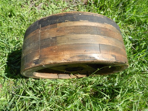 LARGE ANTIQUE FLAT LEATHEBELT WOOD PULLEY WHEEL INDUSTRIAL GRIST MILL STEAMPUNK - Picture 9 of 19