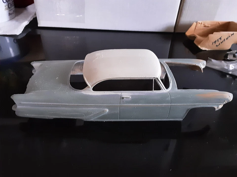 R&R VACUUM CRAFT 1955 LINCOLN HARDTOP RESIN MODEL CAR PARTS KIT - Image 4 of 4