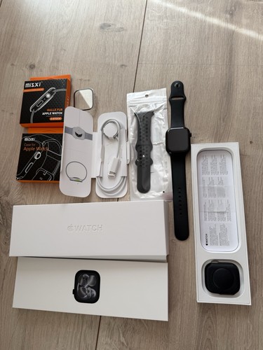 Apple Watch Series 11 46mm Jetblack Silikon Sportarmband GPS 100% Akku,WIE NEU!!