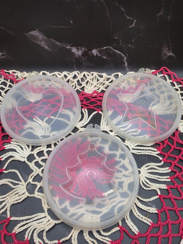 Tupperware Heart Star Christmas Tree Jello Molds Set of 3 Plastic Holiday