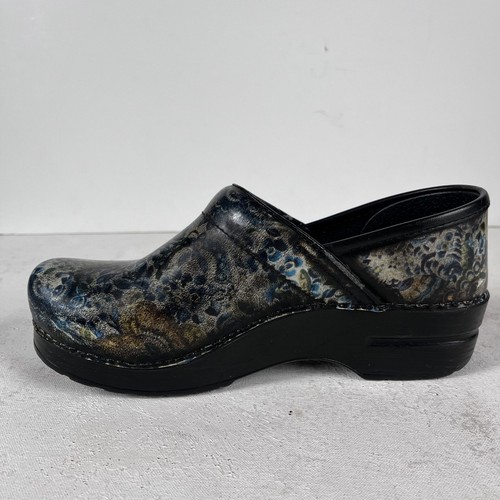 Dansko Womens Floral Metallic Print Clogs Sz 8.5 (39) - Picture 5 of 11