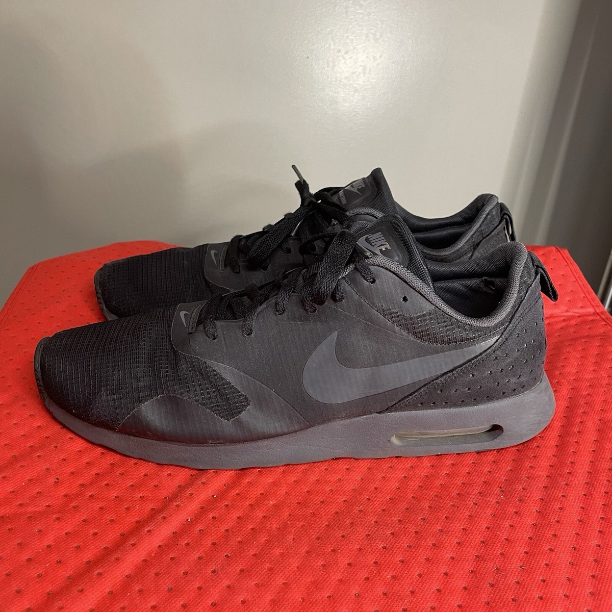 Nike Air Max Tavas Black/Gray For Sale Size 13