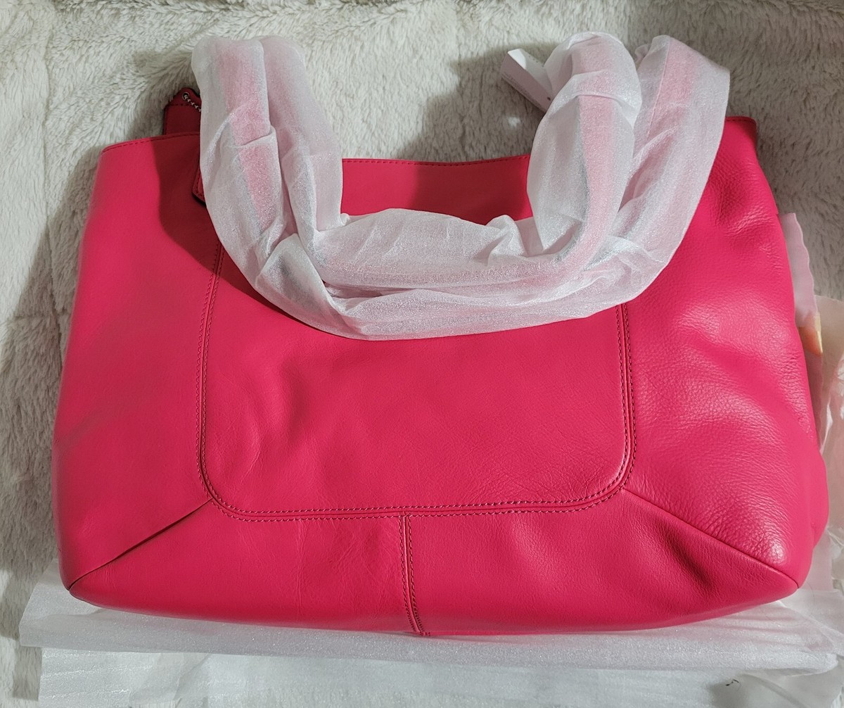 Coach Campbell Leather Belle Carry All-NWT ( This Design HTF