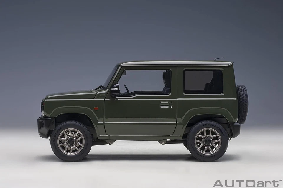 AUTOart 1/18 Suzuki Jimny (JB64) Moss Green 78504 - Image 3 of 4