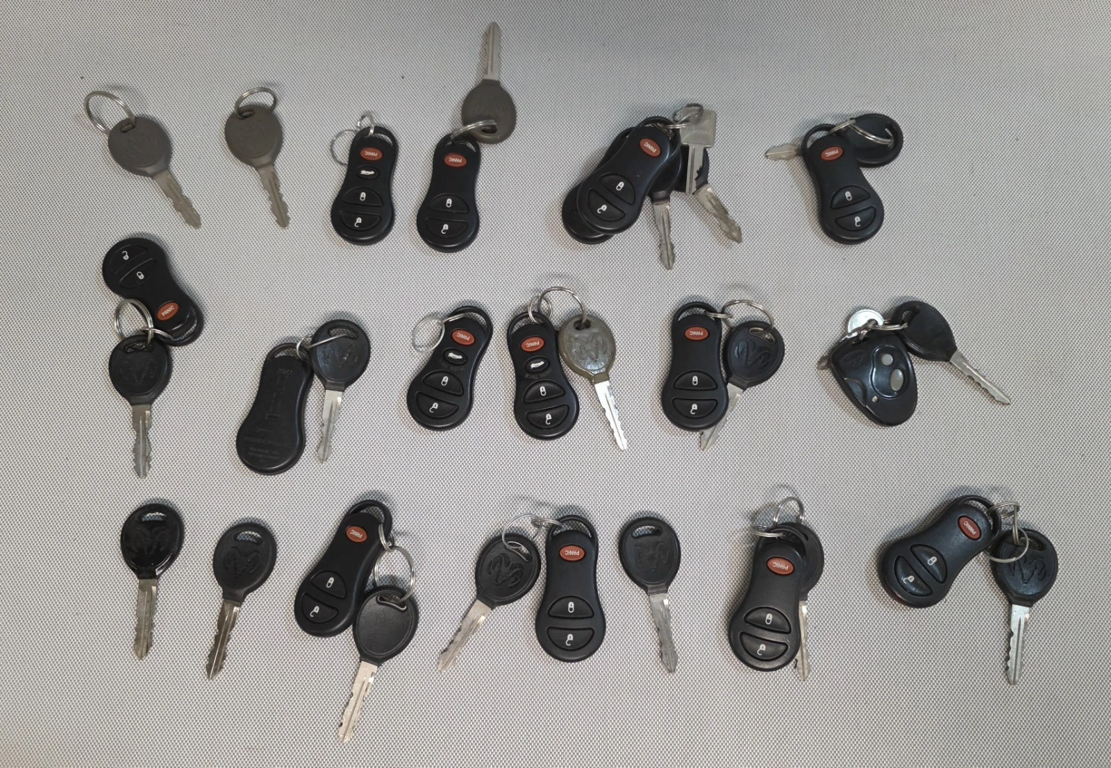 Lot OEM Dodge Chrysler Key Fobs Remotes & Cut Keys Untested Parts Repair - product detail image 1