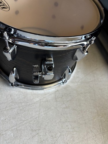 tama imperialstar 12 Diameter X 8 Deep Tom black oak wrap - Picture 3 of 4
